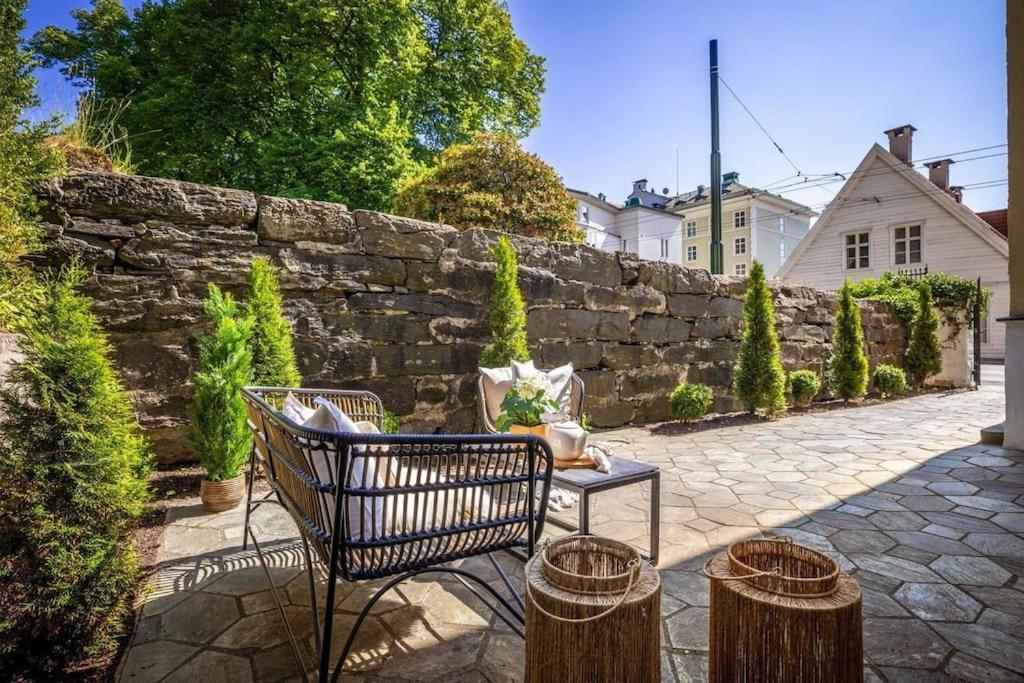 New! Modern City Apt: Central W/ Private Entrence Bergen Zewnętrze zdjęcie
